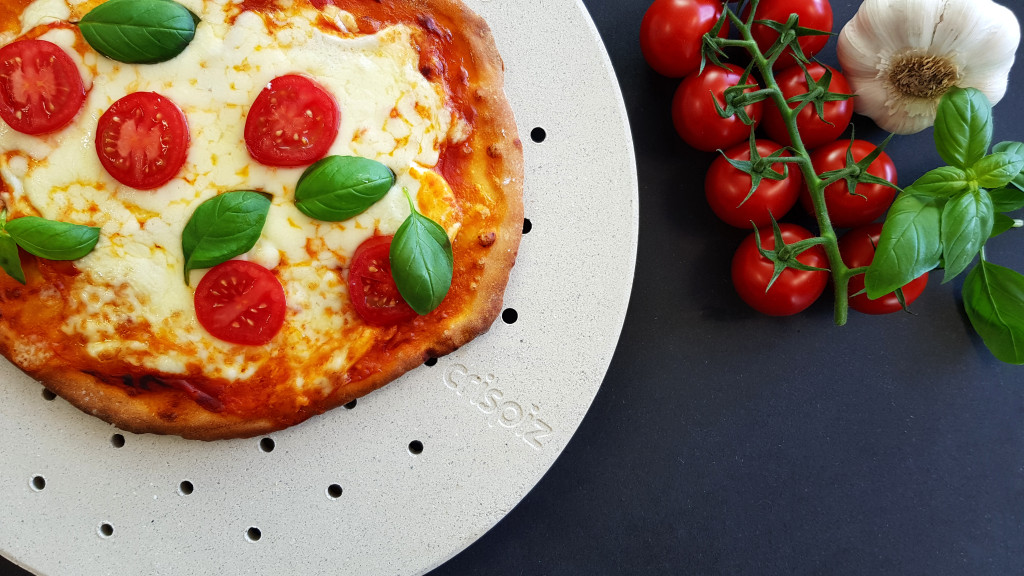 Comment bien cuire une pizza au four ou au barbecue ?
